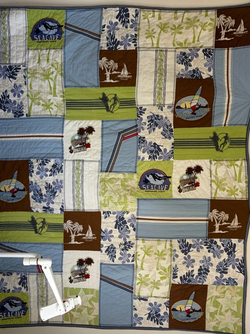 Pottery Barn Kids Hawaii Patchwork Full Size Quilt - Blue, Green, Brown